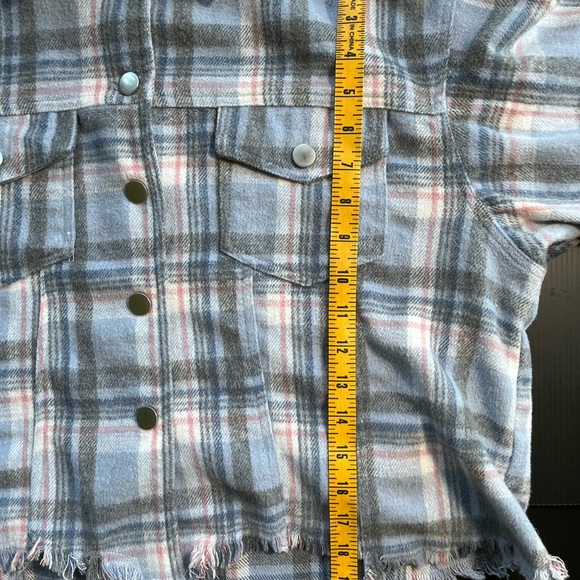 ALTARD STATE CROPPED ROUGH EDGE FLANNEL SIZE MEDIUM - Picture 8 of 9